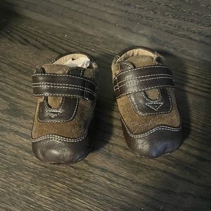 See Kai Run brand baby loafers 9-12M EUC